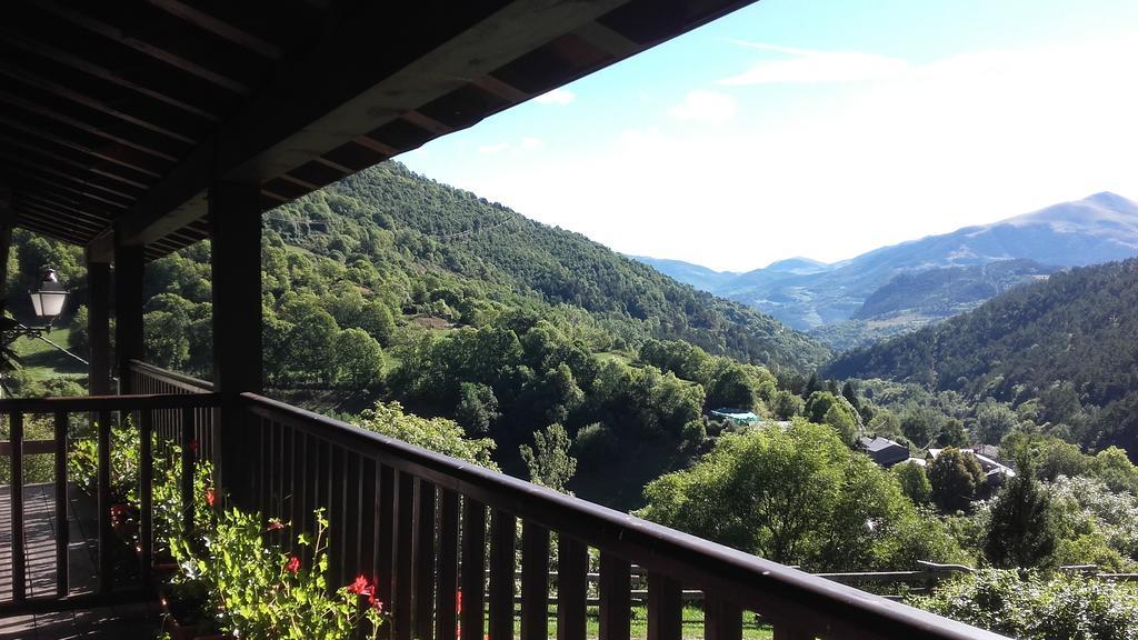 Cal Sadurni Guest House Planoles Exterior foto